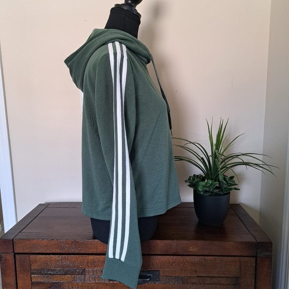 Adidas Cropped Hoodie Green with White Stripes Women's Size Medium 3 Stripe - Picture 2 of 11